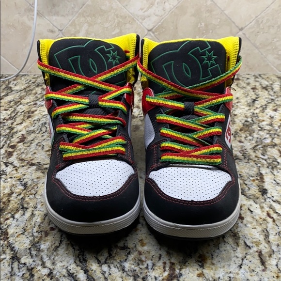 DC Name Brand Shoes. - Picture 3 of 4